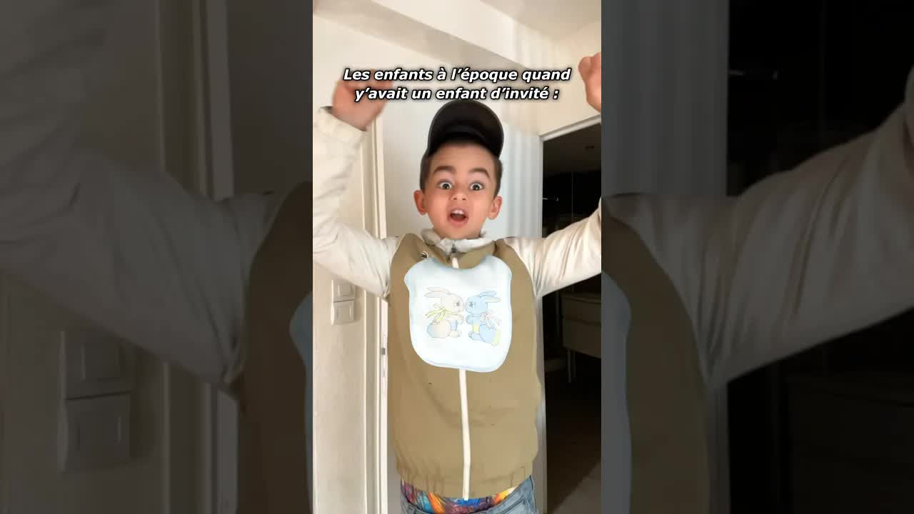 quand un enfant est invité à la maison