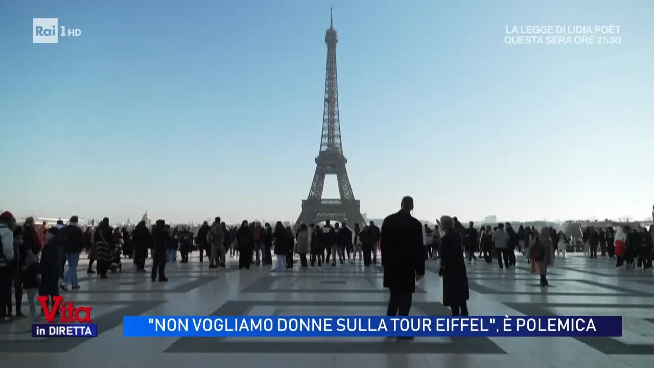 Sciopero alla Torre Eiffel per parità di genere