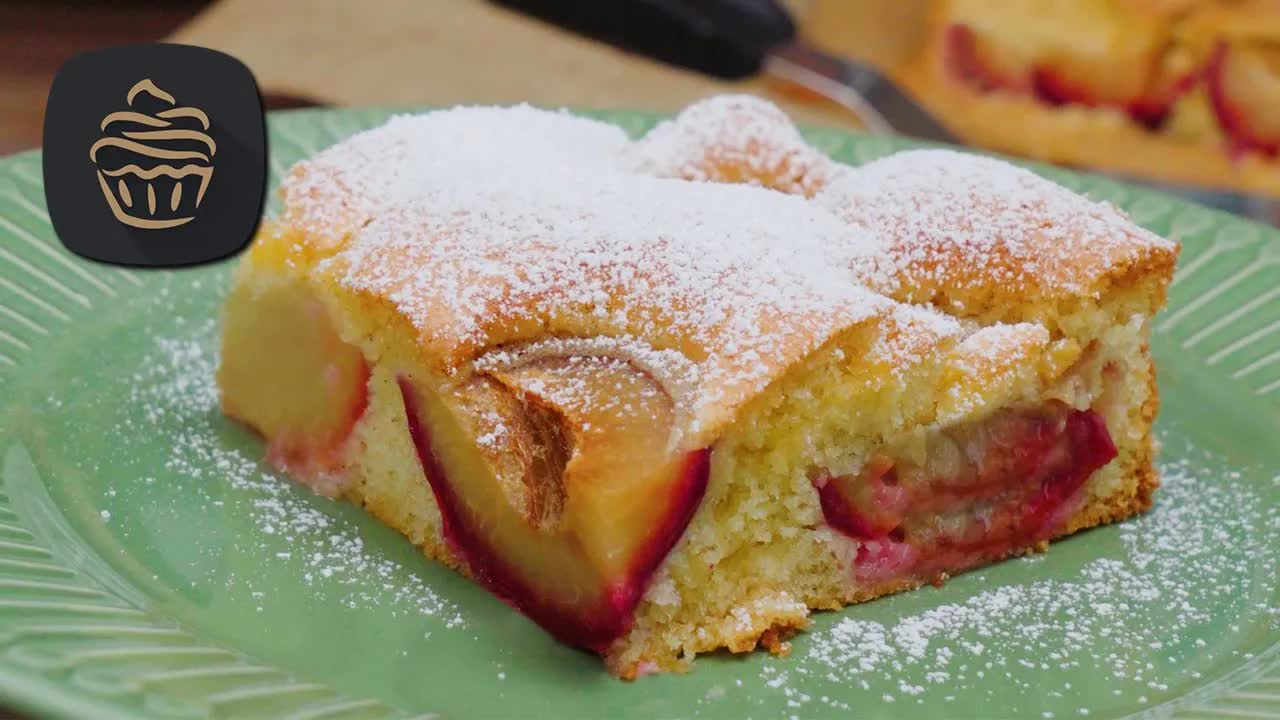 Zwetschkenkuchen vom Blech – einfach und saftig