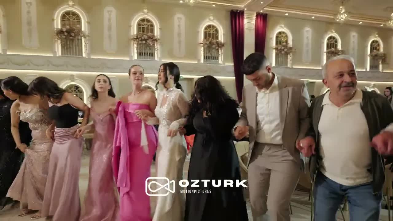 Hollanda Düğünü: Fırtına Horon ve Geleneksel Şarkılar