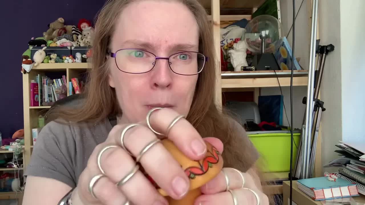 Mia Flick Fungo por Ripari Ŝtrumpetojn