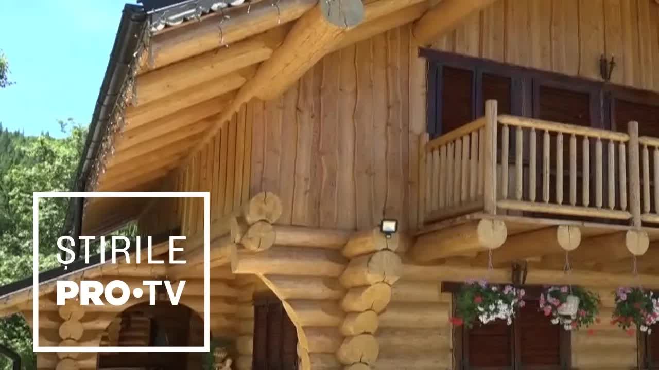 Case din lemn din Bucovina comandate în Europa