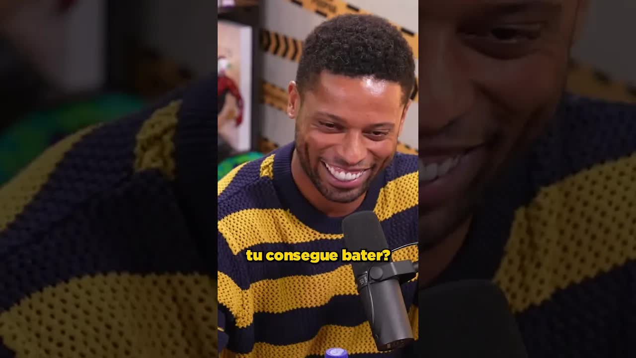 A falta encobada do Ronaldinho com o Levi