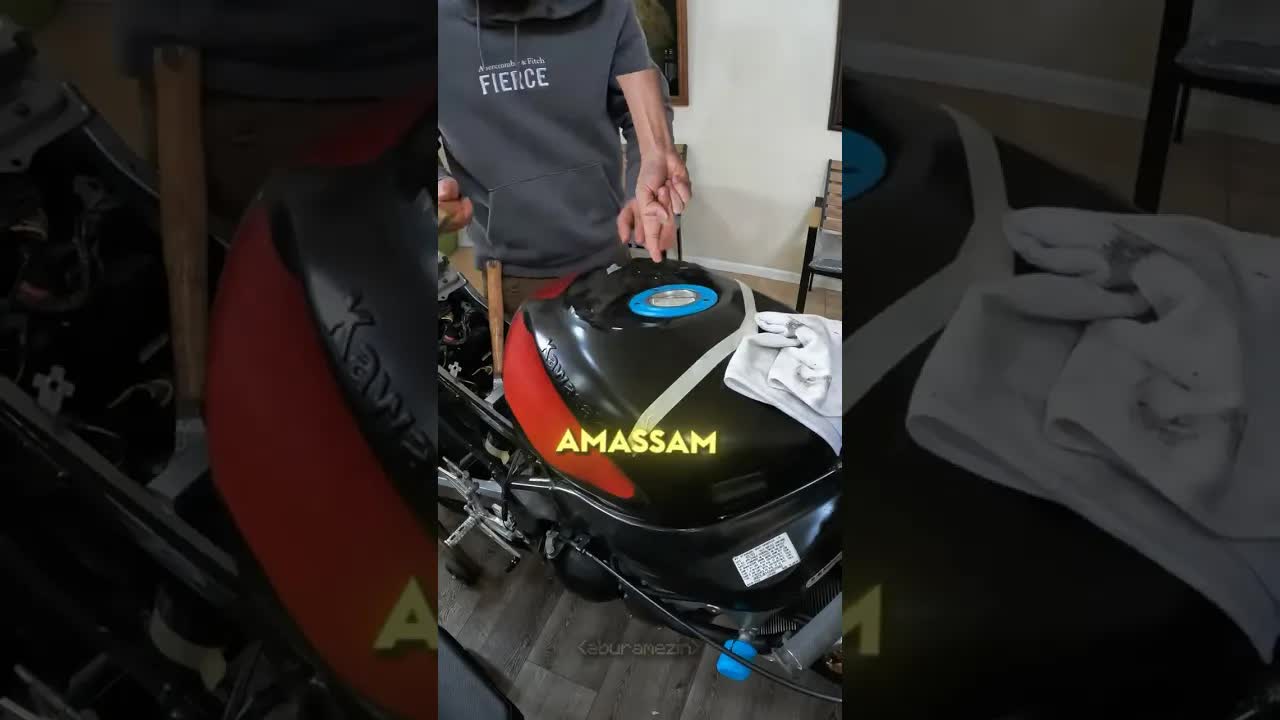 Motociclistas amassam tanques de propósito?