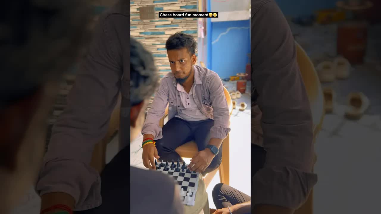 செஸ் விளையாட்டில் ஏற்படும் சிரிப்போடான தவறுகள்