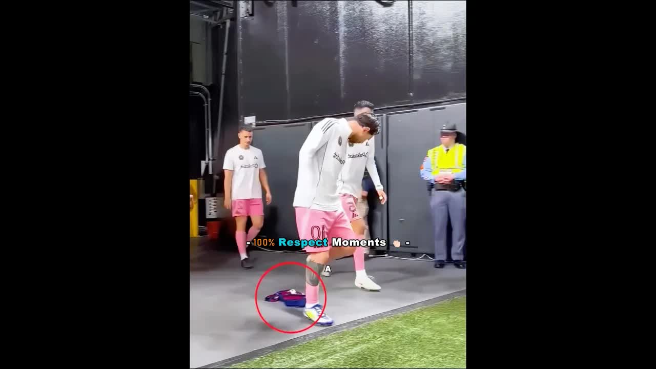Cristiano Ronaldo’s kindness and respect for his fans