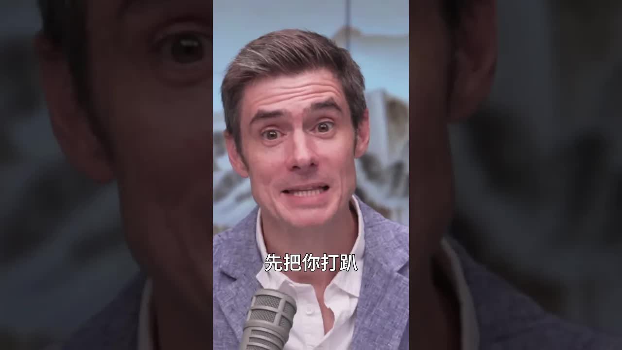 台灣海巡水砲驅離越界漁船