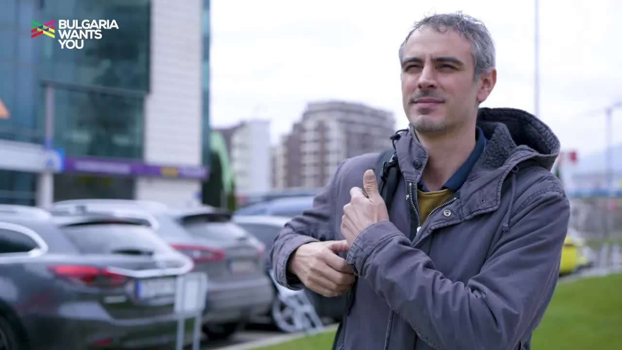 Кариера в ИТ, катерене и живот в България