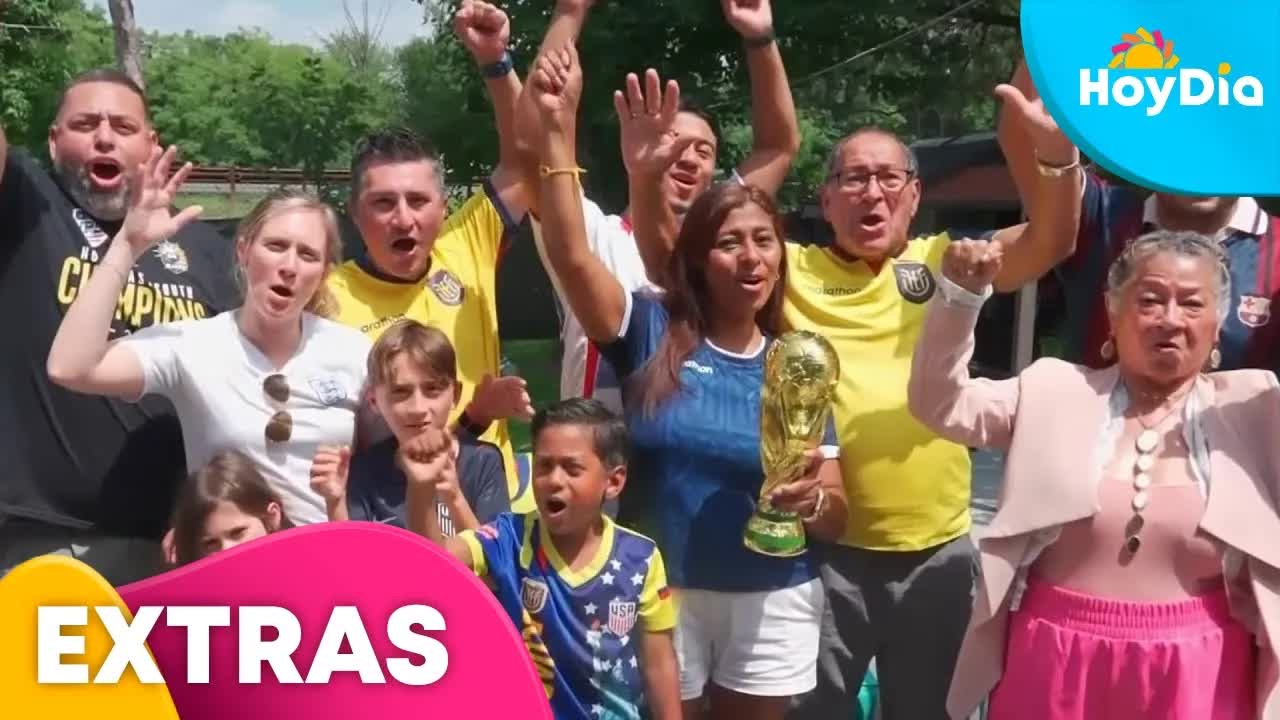 Familia latina prepara su casa para el Mundial