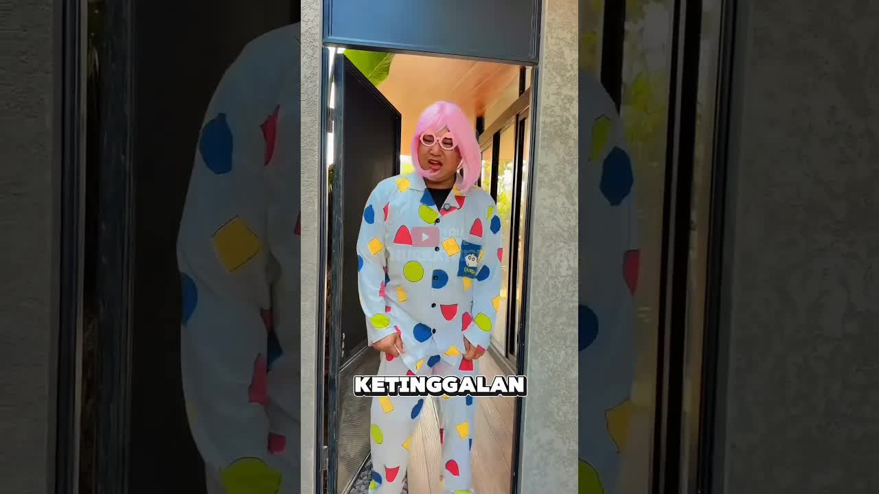 Nur Bersihin Kaca Tapi Lupa Duit