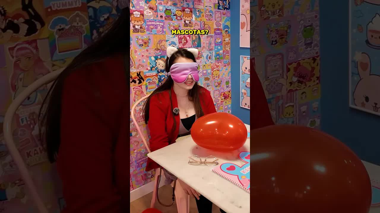 Conociéndose con los ojos tapados