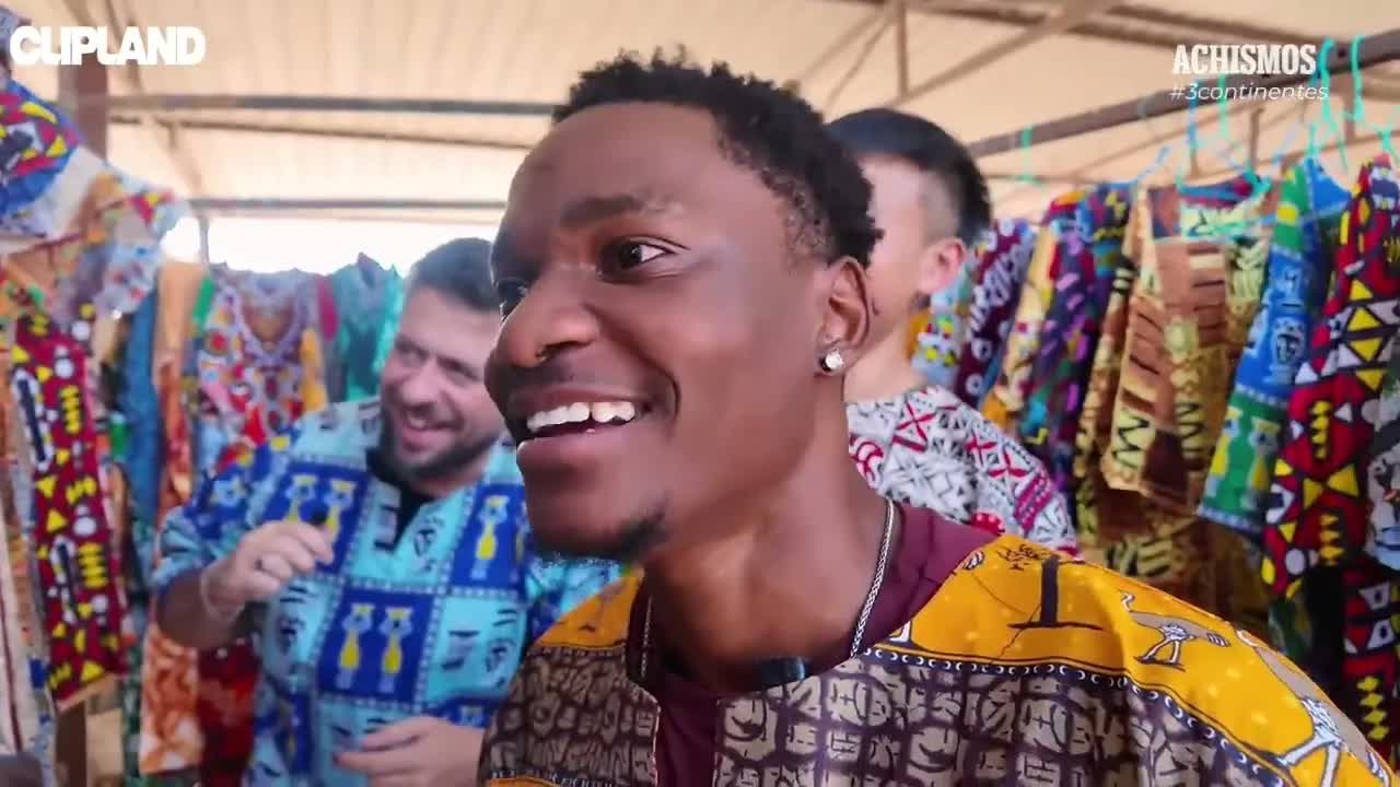 Comprando Trajes Africanos em Luanda