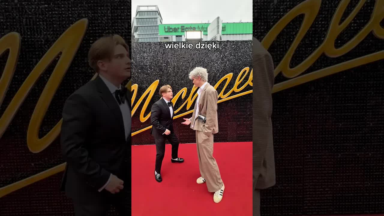 Oszukałem dziewczynę, by pójść na premierę