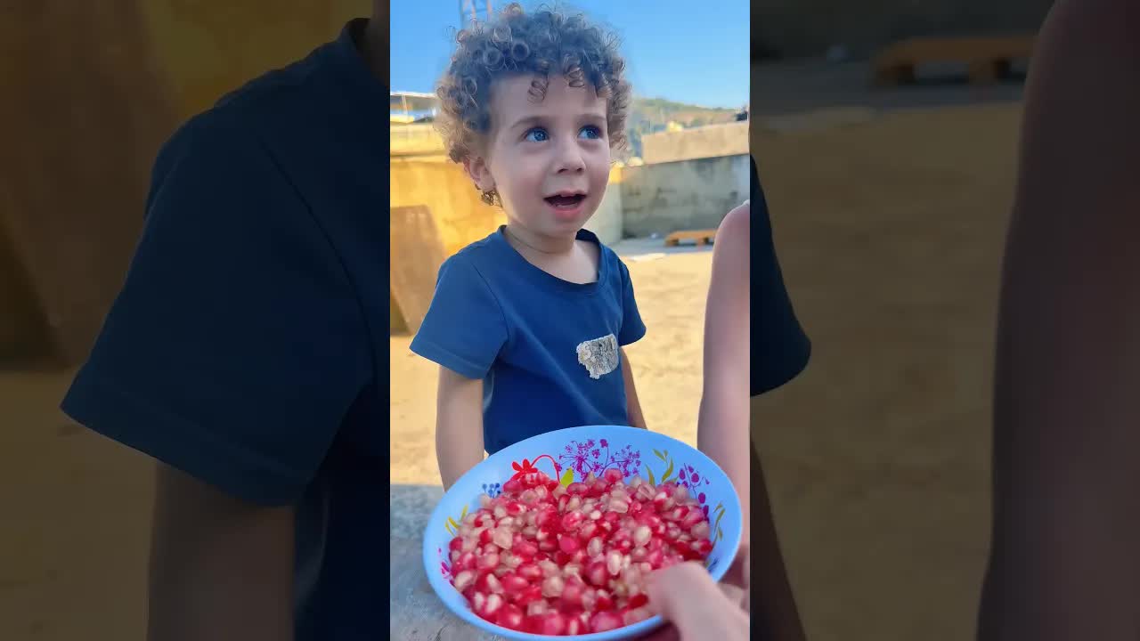 خالد يمزح على كلمة رمان ومانجا