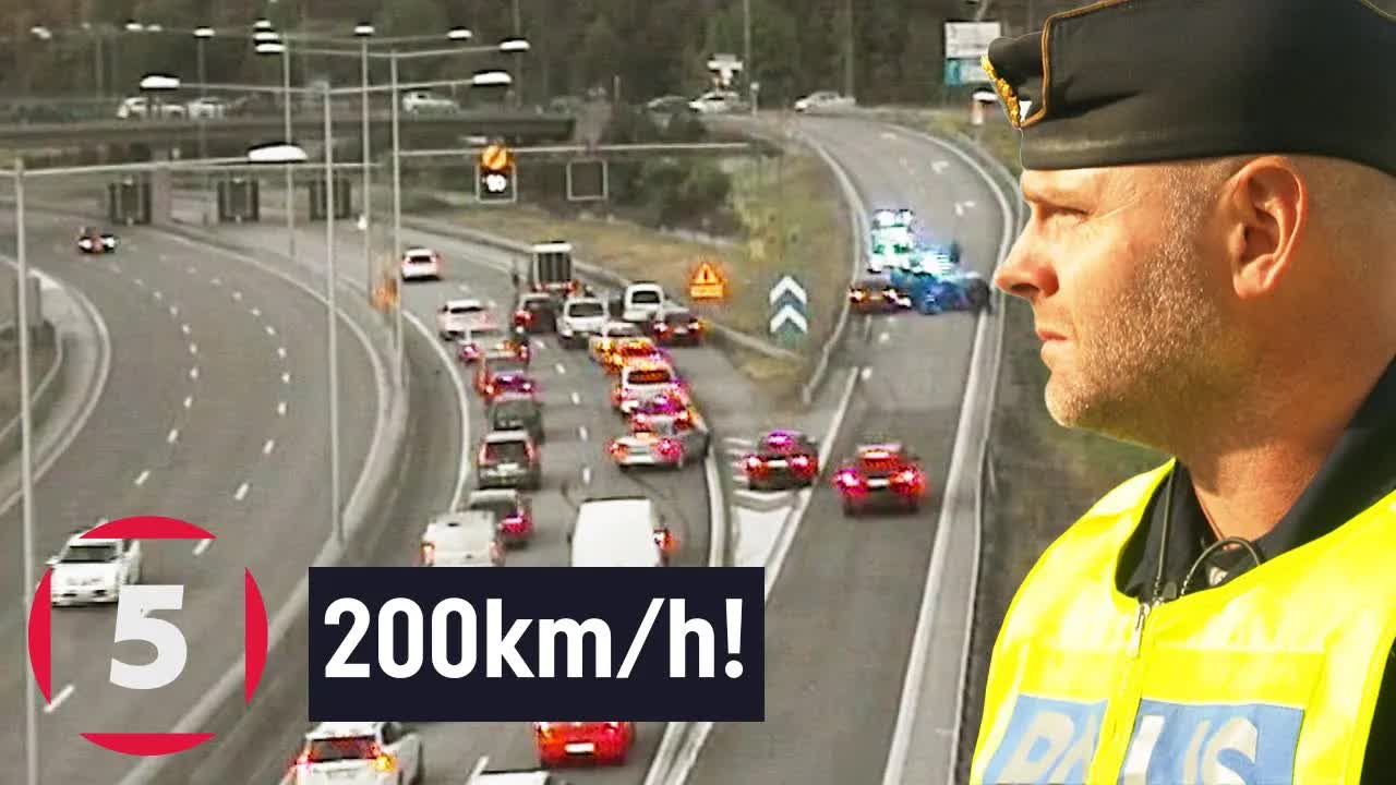 Farlig elsparkcykelolycka och biljakt i Stockholm