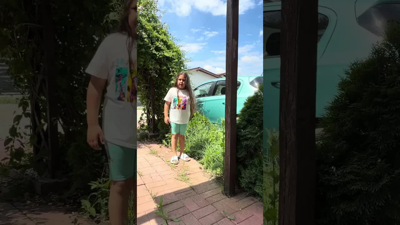 Mama, nu tunde iarba, sunt șerpi!