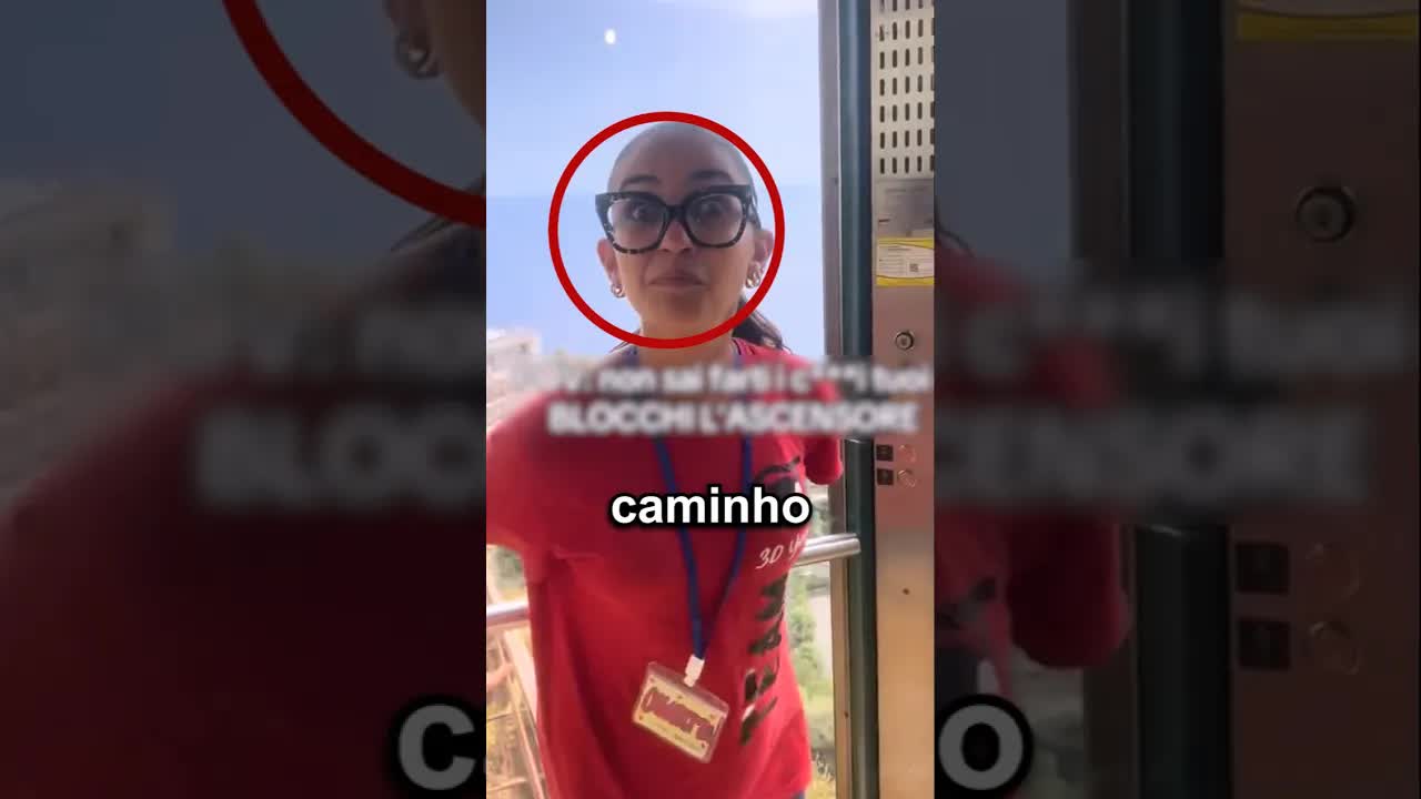 Casal preso em elevador por tentar abri-lo