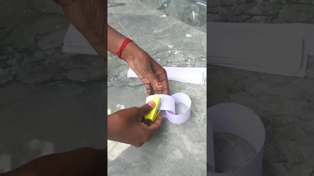 காகிதத்தில் எளிமையான பொம்மை செய்வது எப்படி