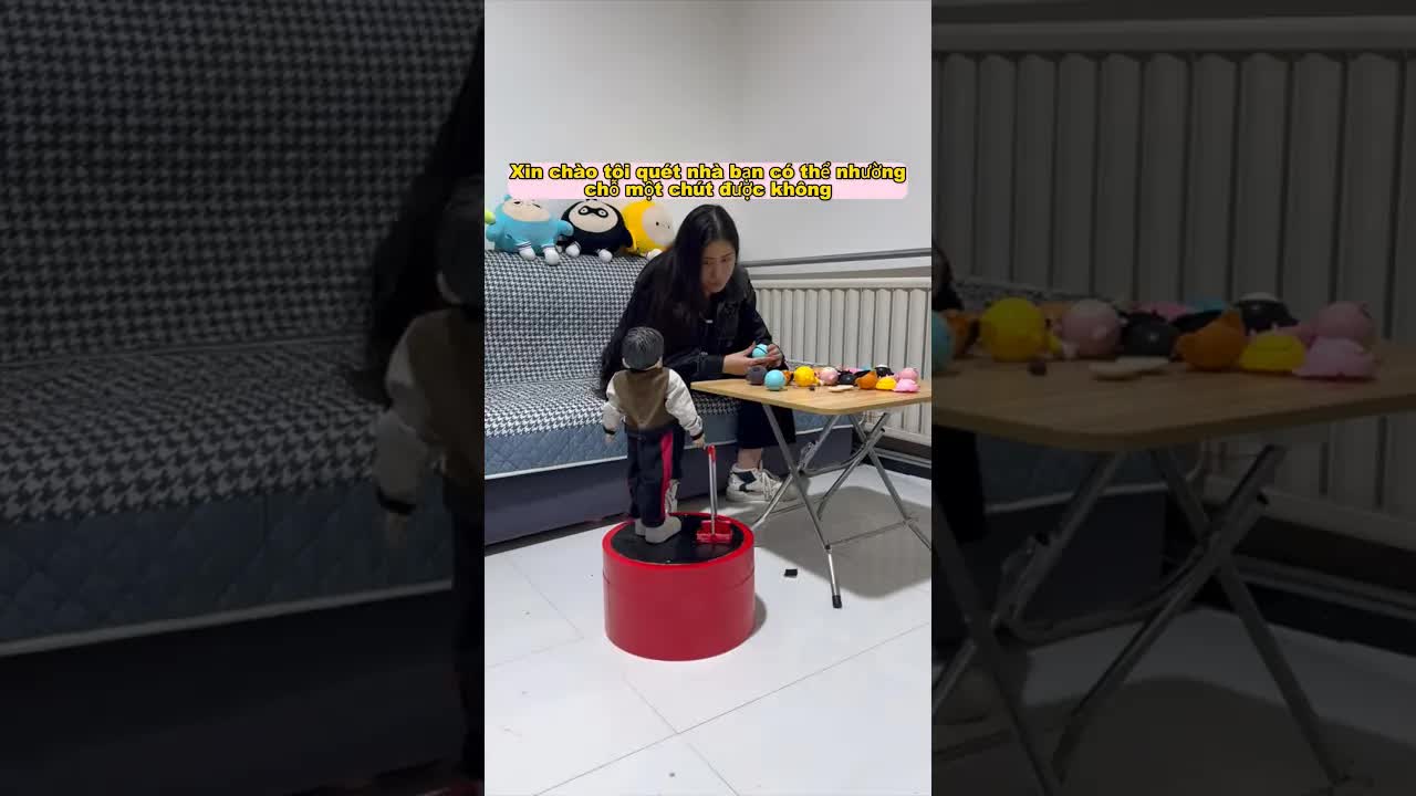 Chiếc máy hút bụi báo thủ của Xuân Mai