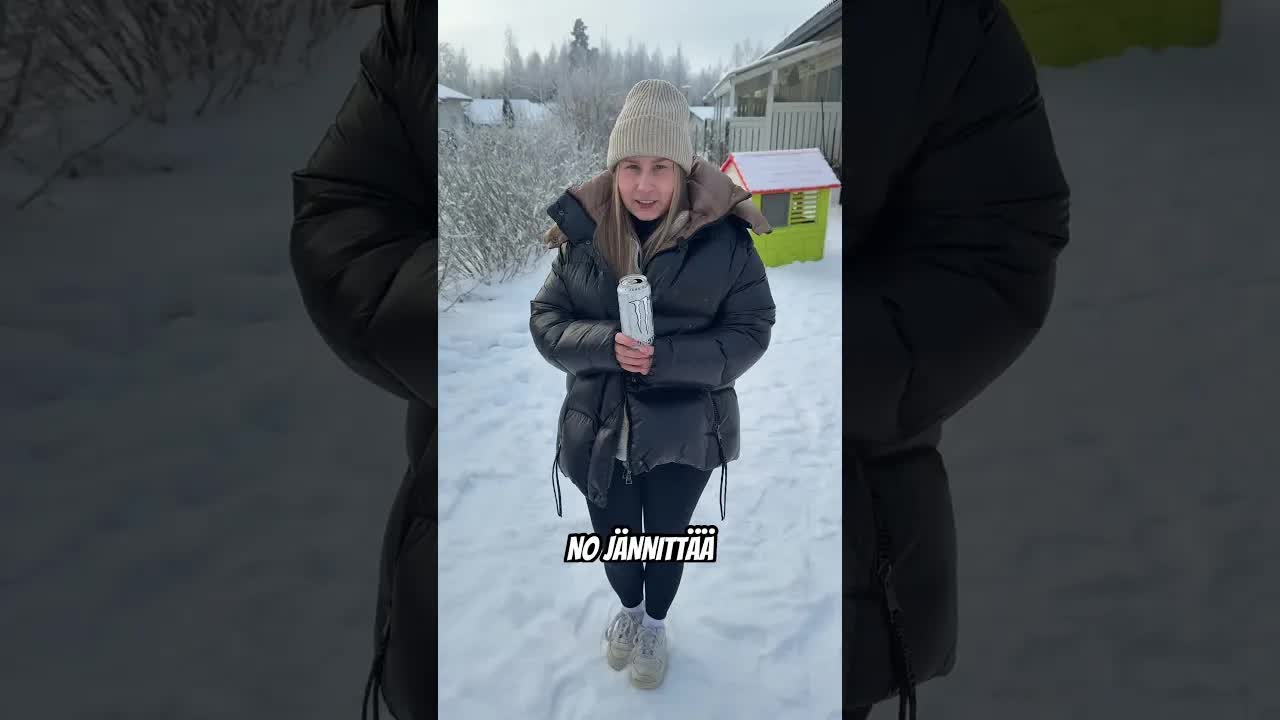 Rapfaija tilaa muotokuvan ja reagoi tulokseen