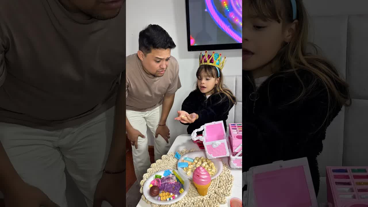 Engañando a papá con juguetes en lugar de palomitas