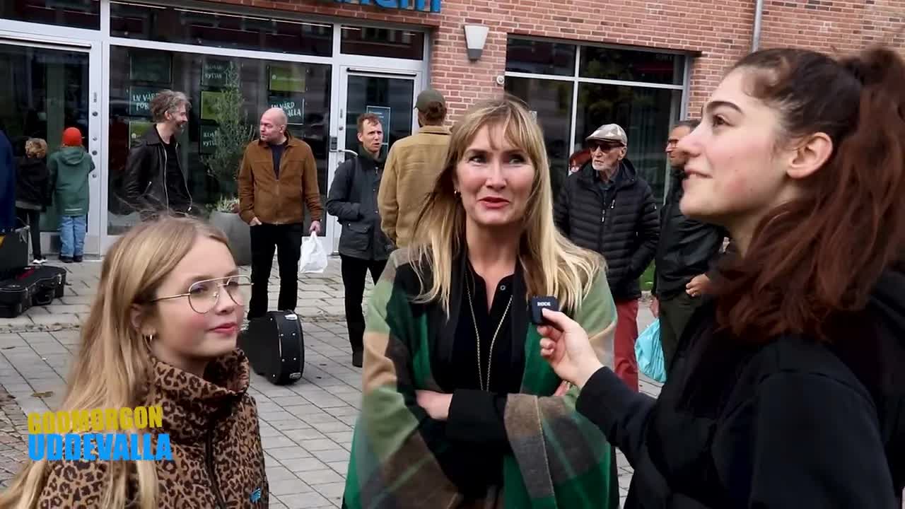 Invigning av minnesmålning för Robert Dahlqvist i Uddevalla