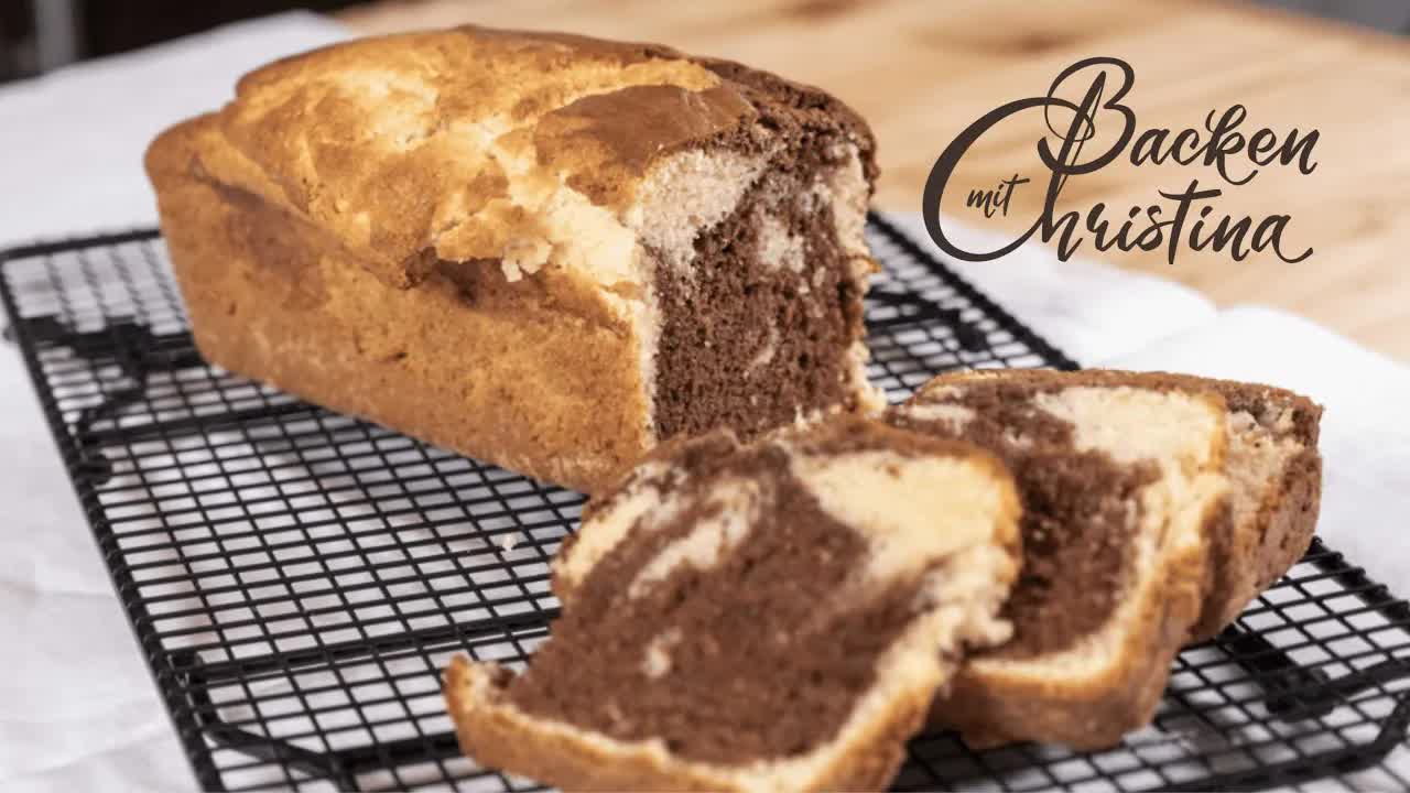Einfacher fluffiger Marmorkuchen backen