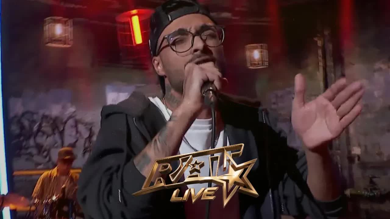 Roberto Bunea cântă la Românii au talent