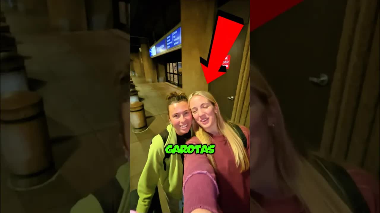 Garotas viram únicas passageiras de avião