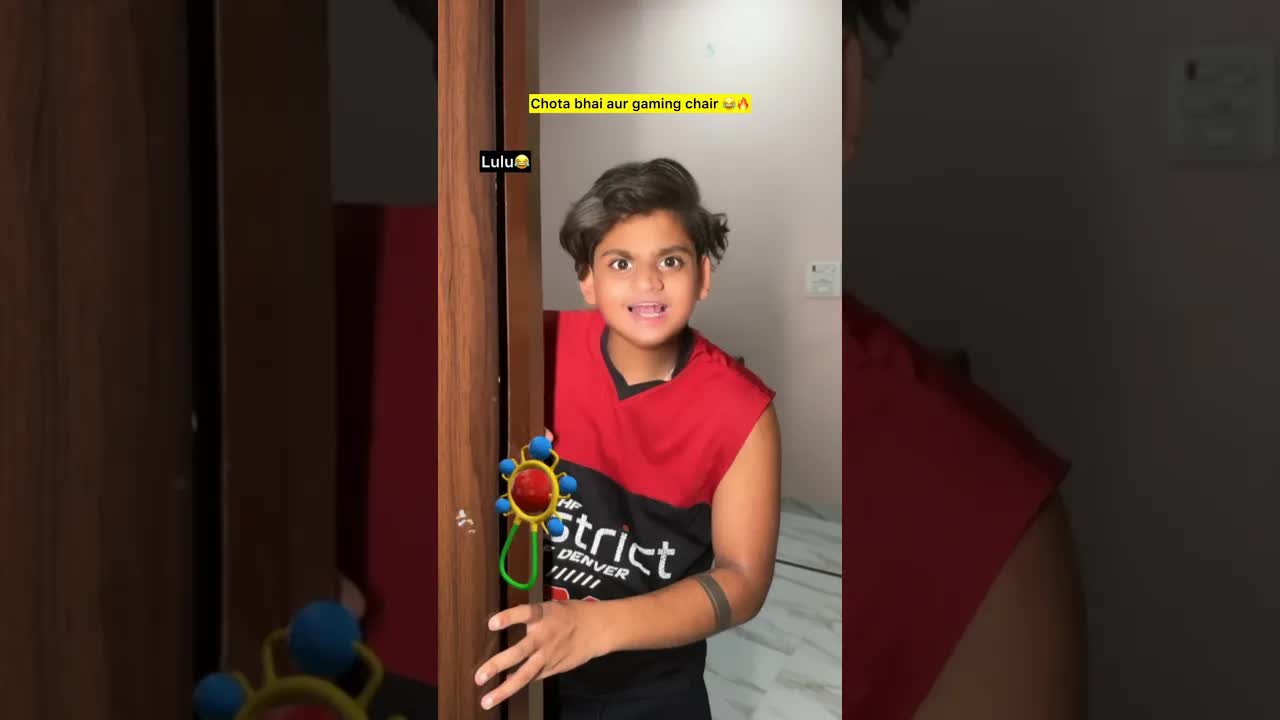 बच्चों को गेमिंग चेयर मिली तो क्या हुआ?