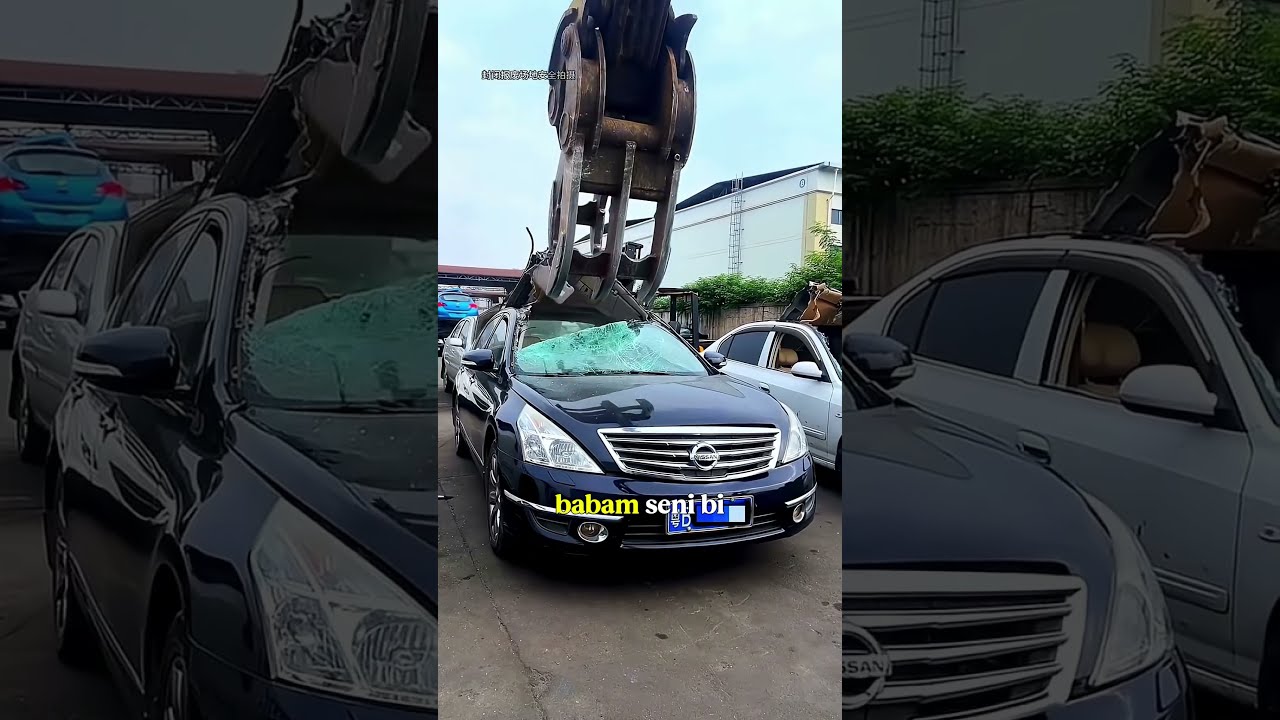 Amcanın BMW'sini Dozerle Parçaladığı Şaka
