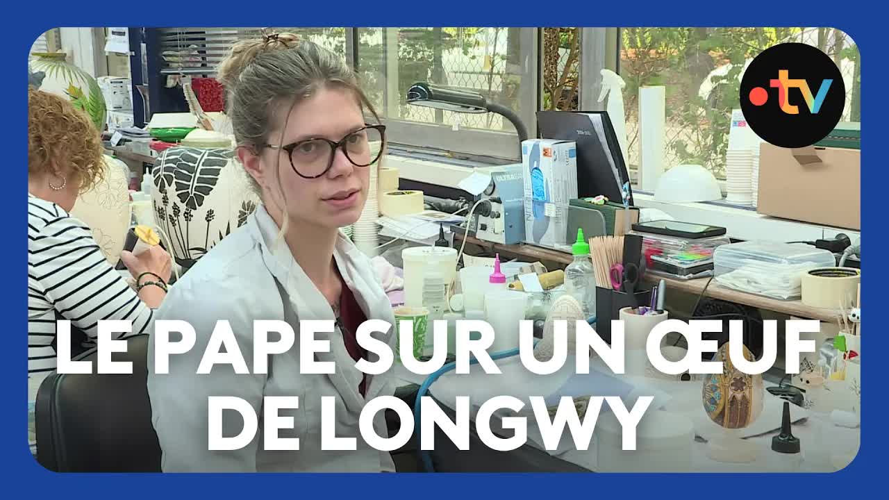 Un œuf émaillé du Pape à Longwy