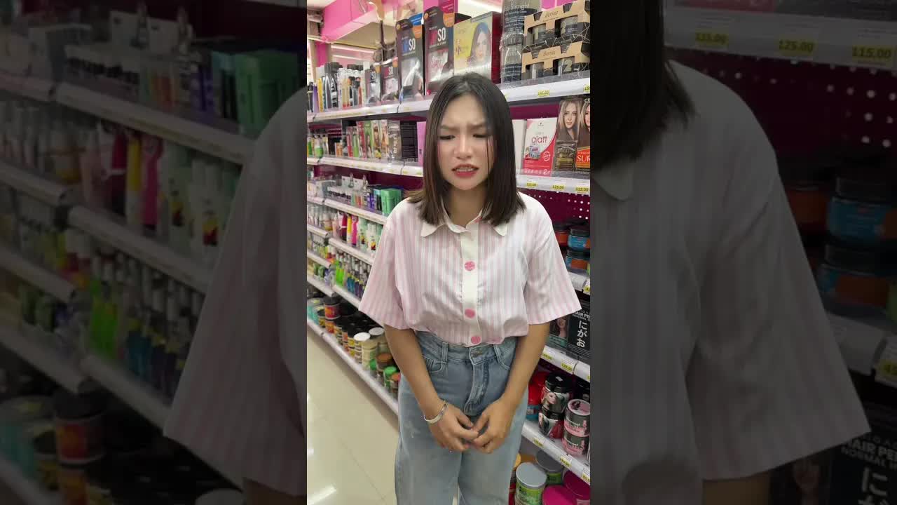 พนักงานใหม่พลาดงาน เจ๊ลงโทษแต่เพื่อนช่วยแก้ต่าง