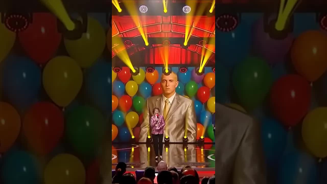 Смішне привітання для Eminem на 50 років