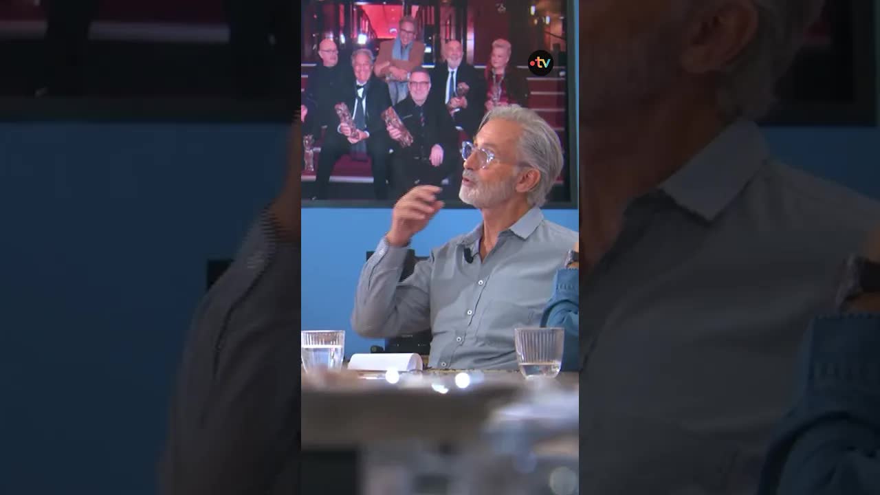 La blague du faux contrôleur du fisc chez Jugnot