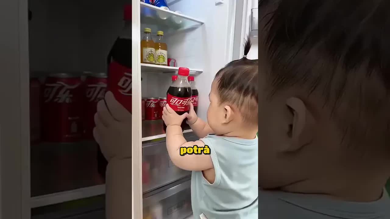 Ha scosso la bibita della mamma