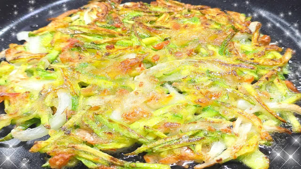 밀가루 없이 애호박전 맛있게 부치는 법