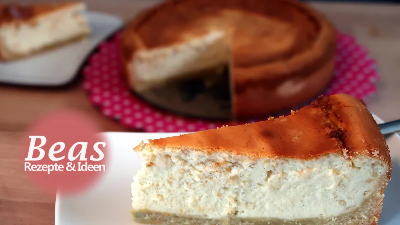 Käsekuchen mit Mandeln und Mürbeteig – Omas Rezept