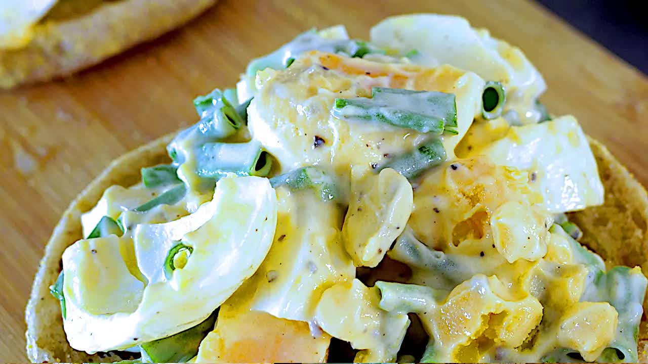 Eiersalat fürs Frühstück – schnell und lecker