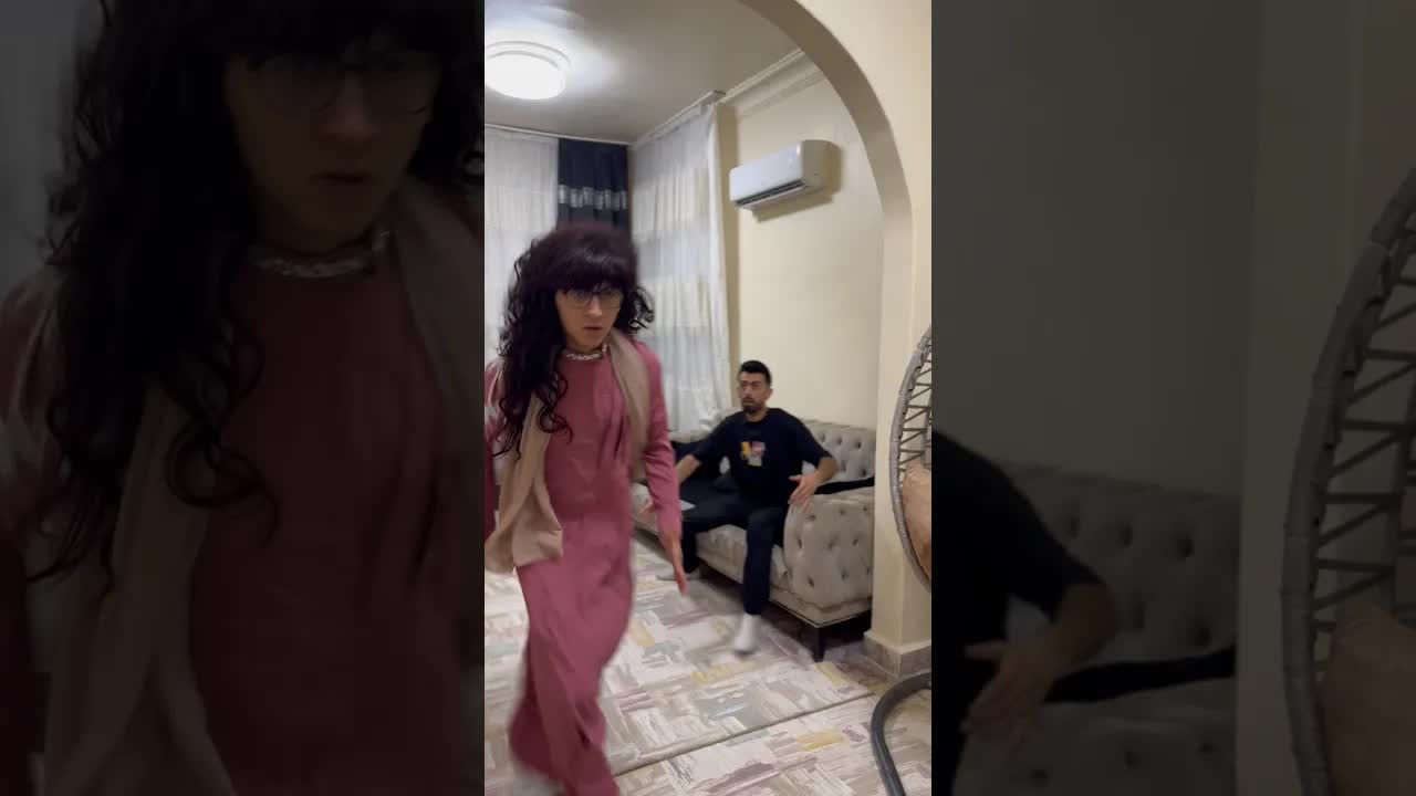 حركات أمي الغريبة مع ابنها