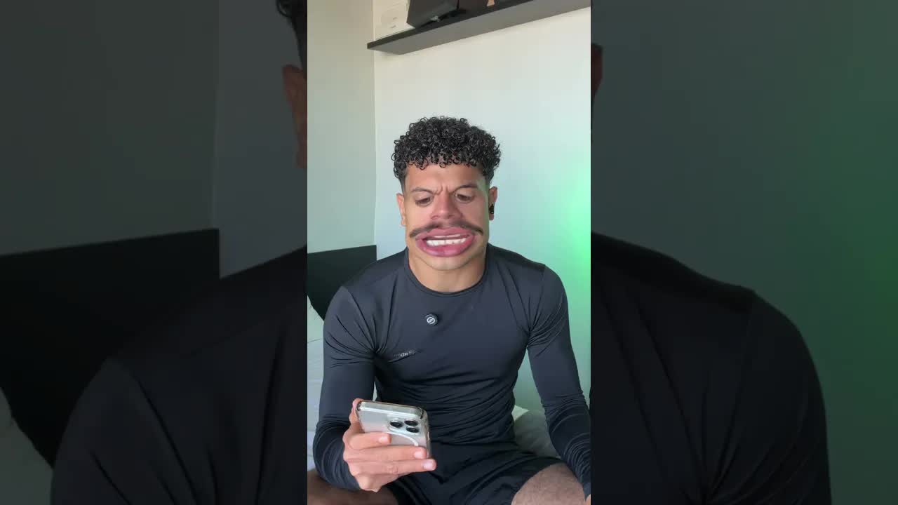 Achando que era um cemitério, mas era só um banco