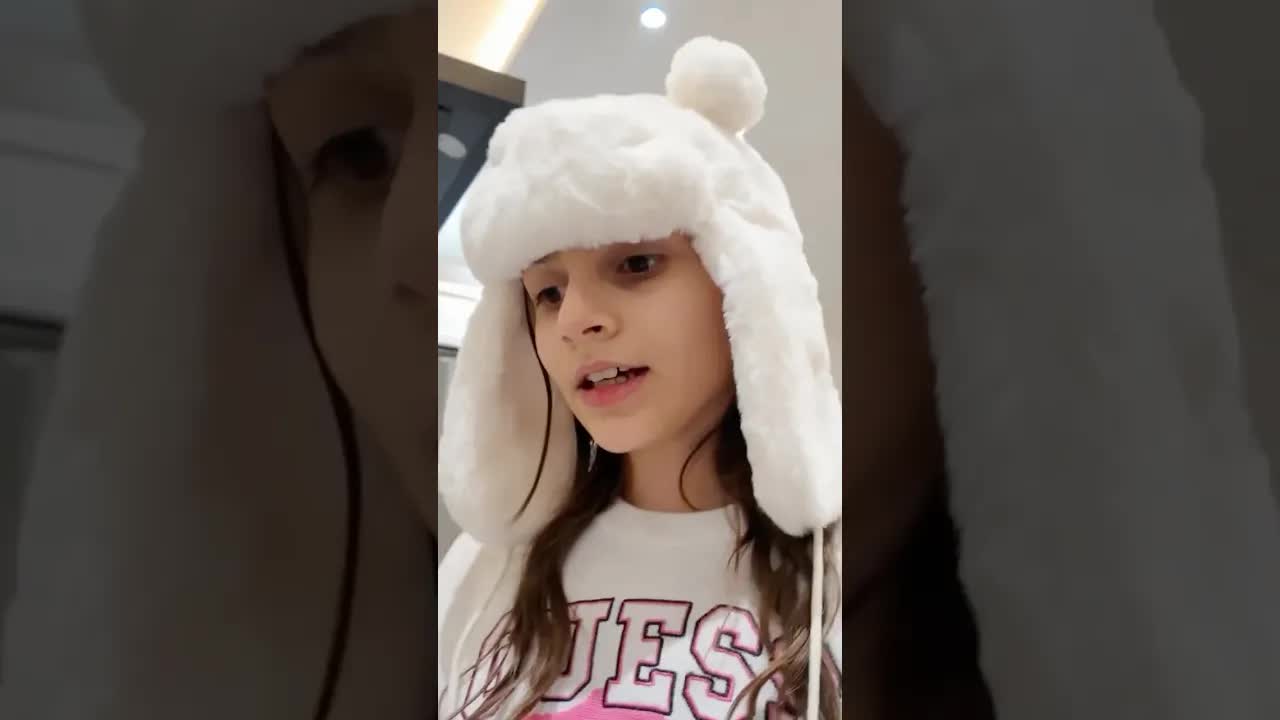 Bahçede çocuklarla eğlenceli ve heyecanlı anlar