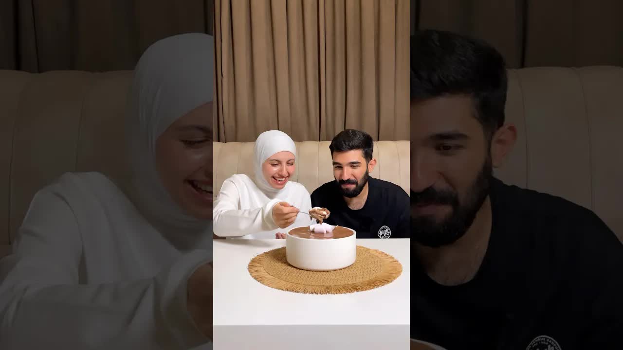 حركات المخطوبين في المطبخ 😂