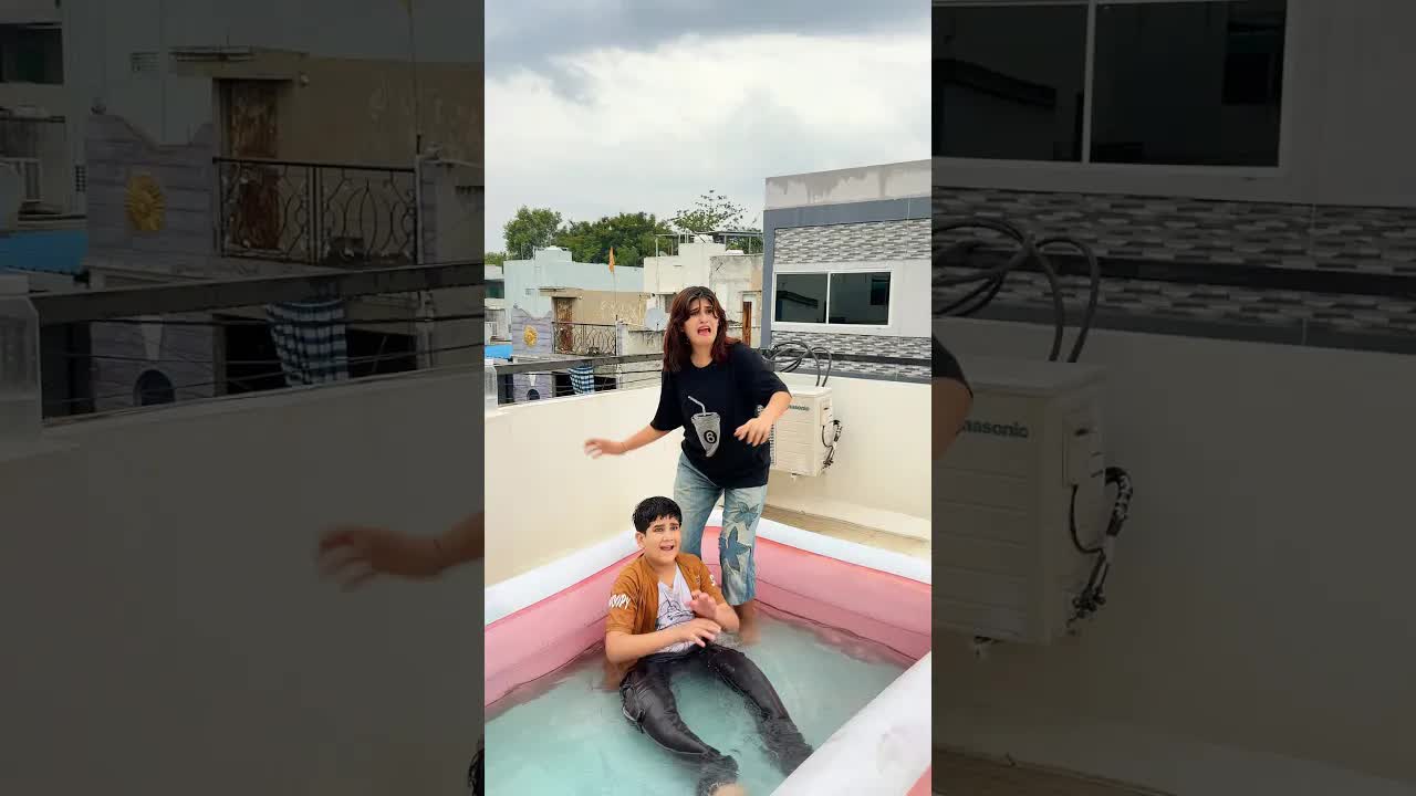 Bhai Behen Ka Swimming Pool Khel