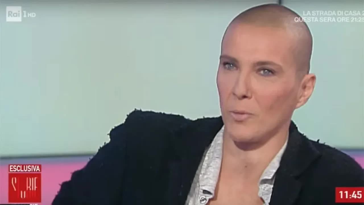 Rosalinda Celentano: La rinascita dopo la depressione