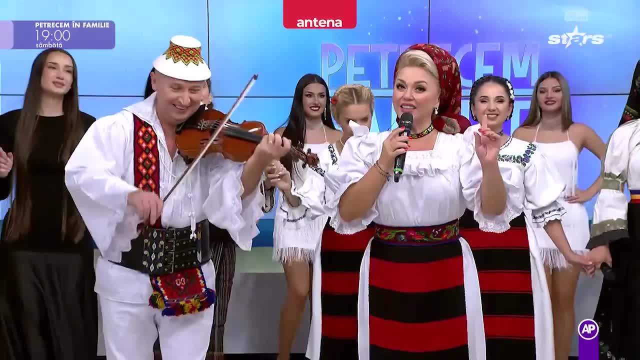 Petrecem în familie cu Mirela Vaida