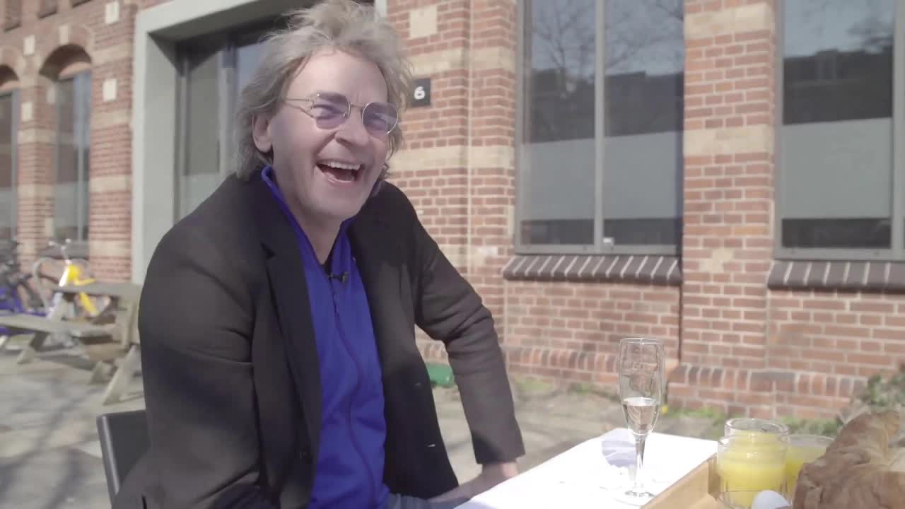 Ontbijtinterview met Matthijs van Nieuwkerk bij DWDD