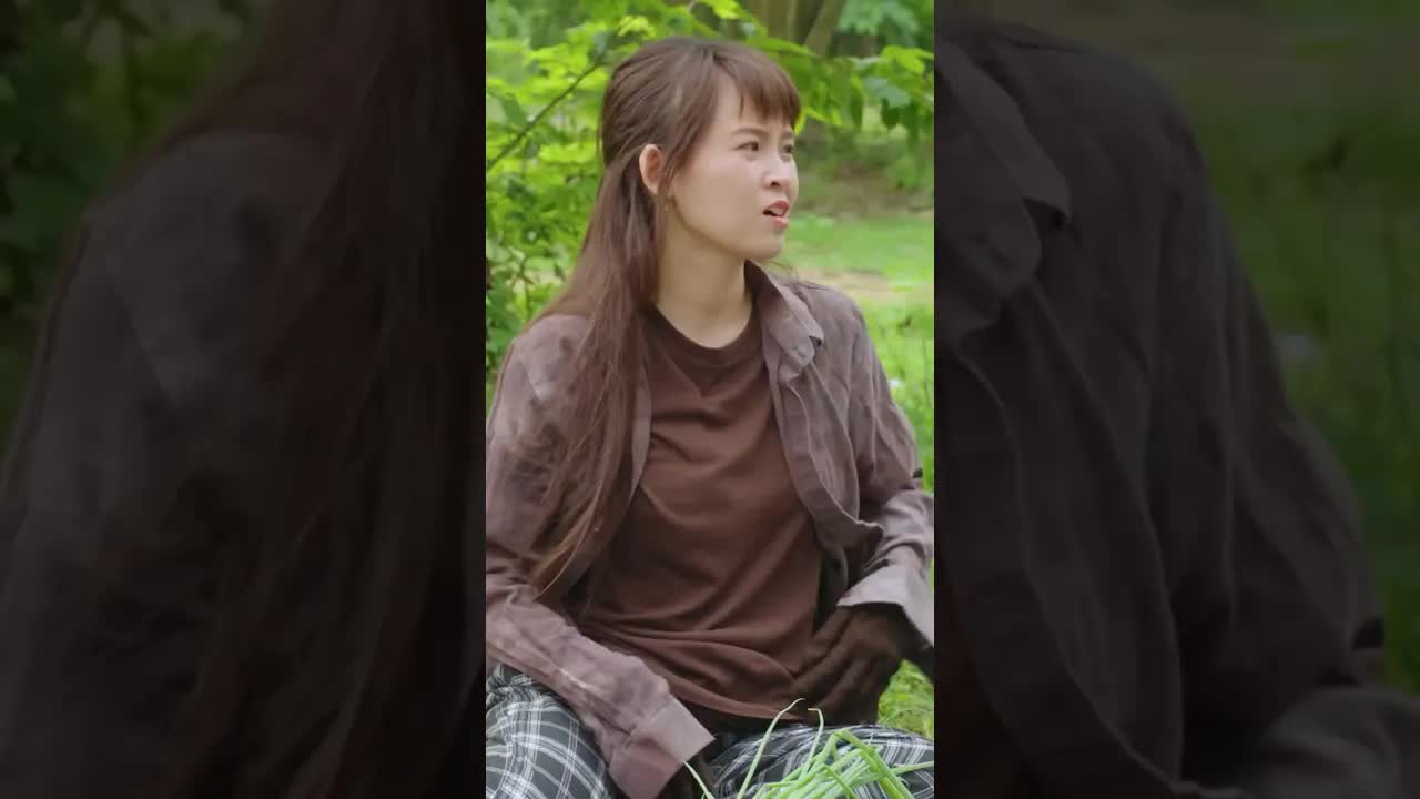 Kỷ niệm 2 năm mà anh chỉ có trăm rưỡi