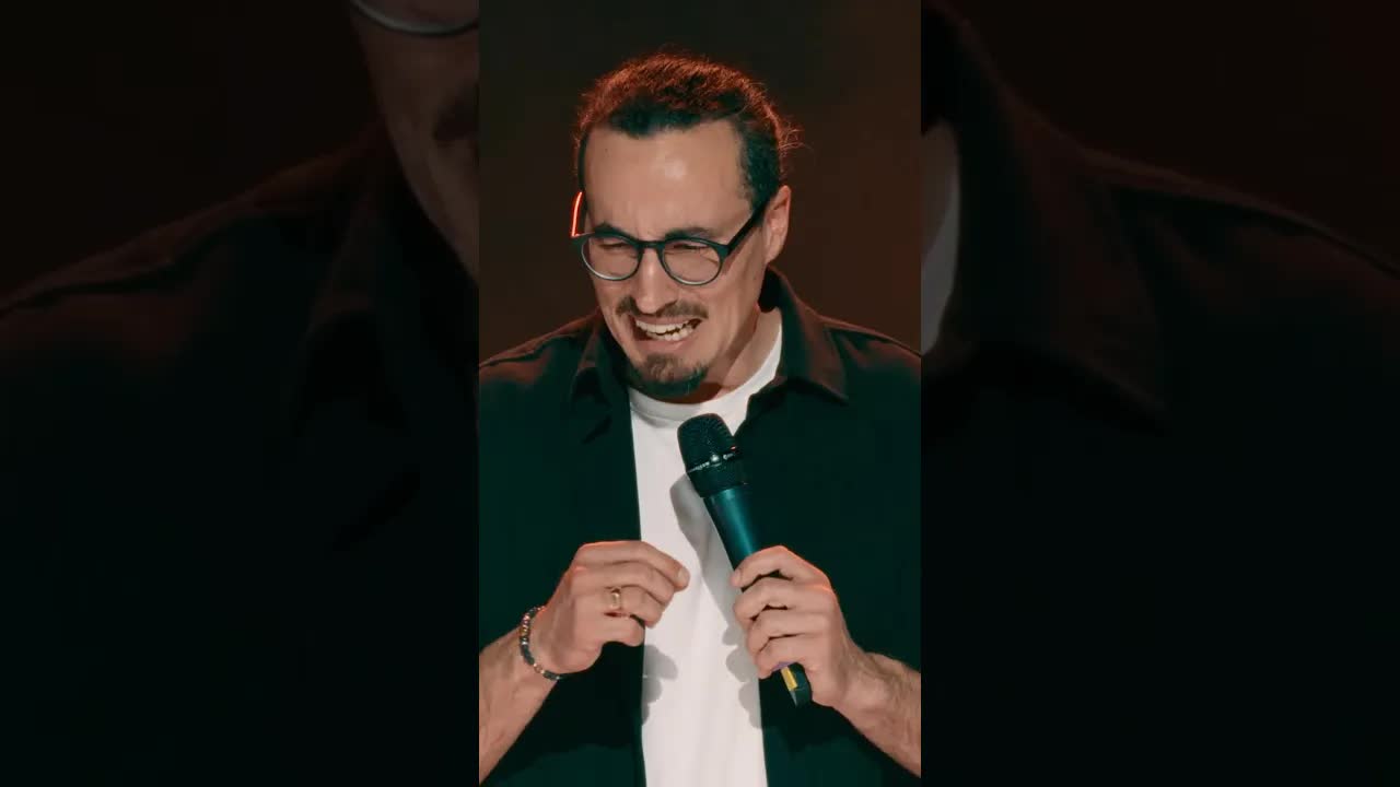Comedianul critică podul de la Brăila și lipsa de responsabilitate