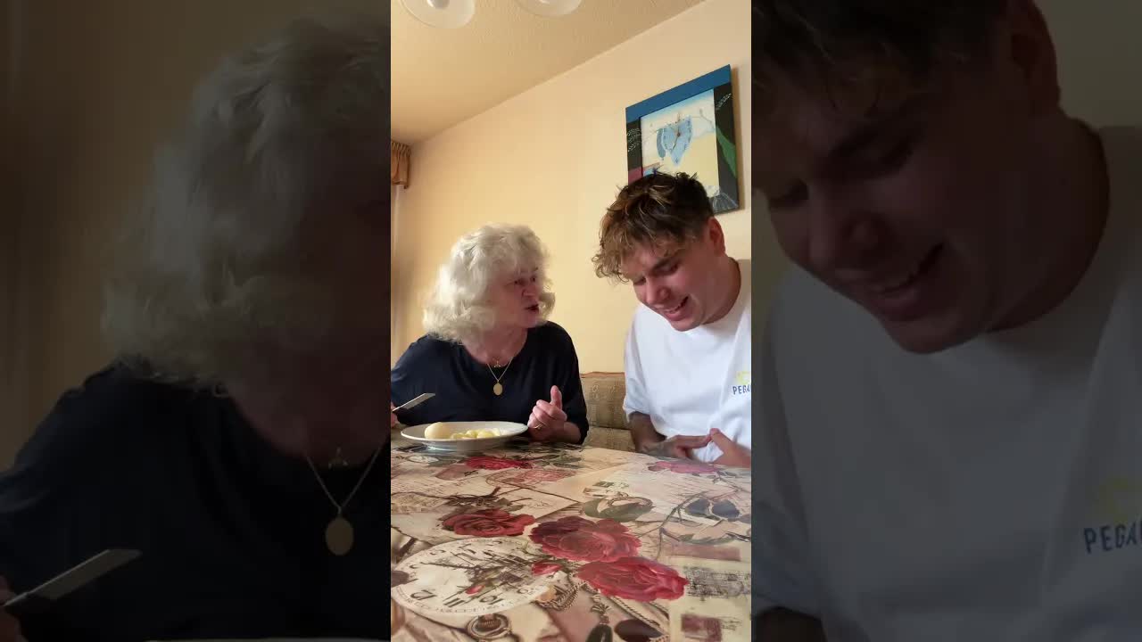 Oma reagiert auf Bauchschmerzen